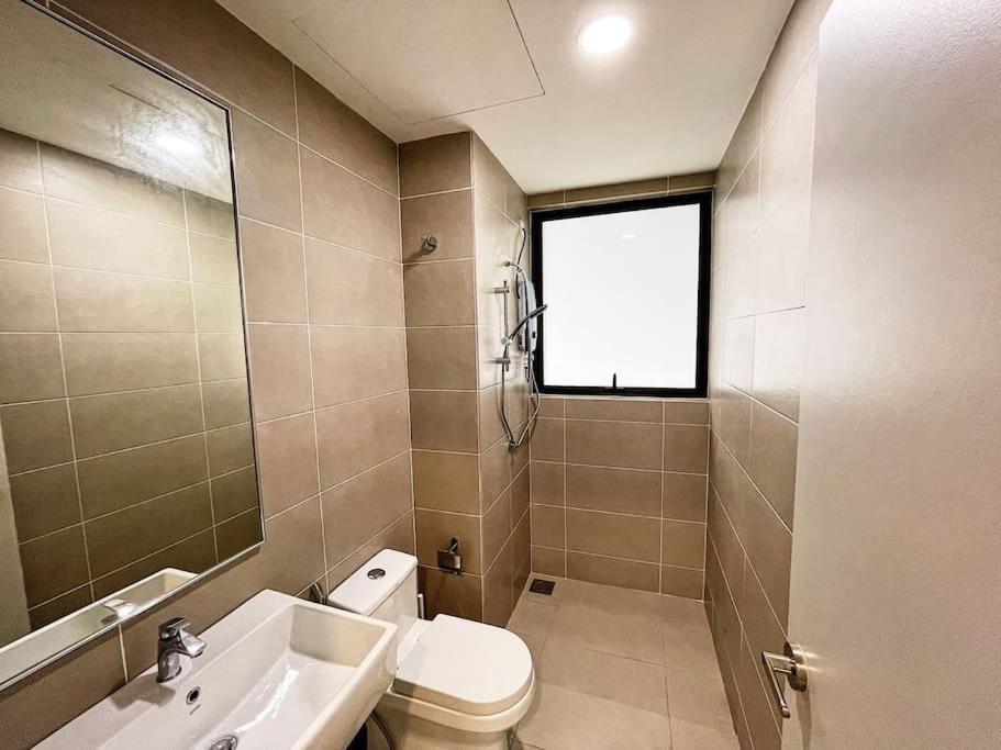 Cozy & Comfy Home Dsara Sentral Opposite Mrt Sungai Buloh Exterior foto
